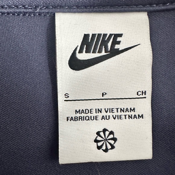 Nike Tribute smile logo jacket. Size small. - Picture 10 of 11